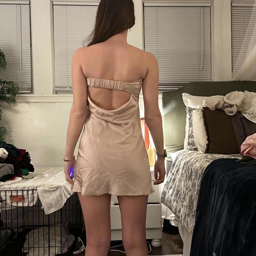 Princess Polly Strapless Mini Dress in Pink - Picture 4 of 8